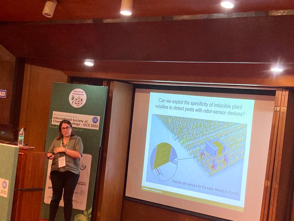 Carla Arce gave an oral presentation Carla Arce gave an oral presentation