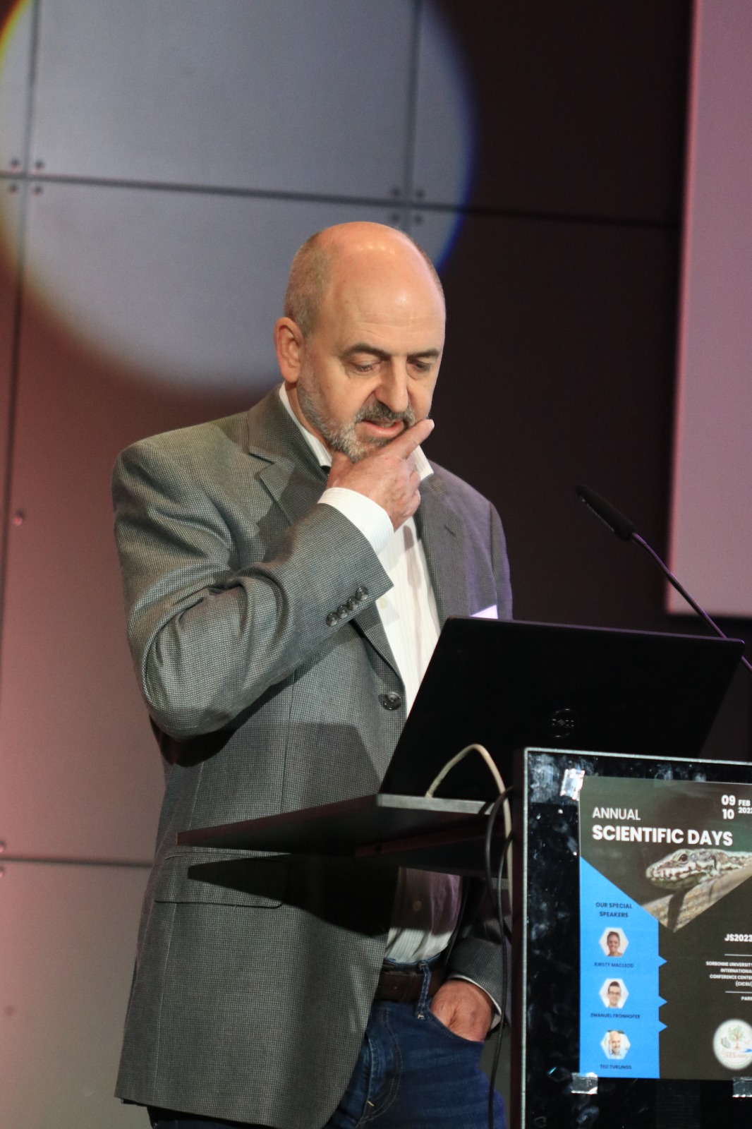 Ted Turlings gave an oral presentation 